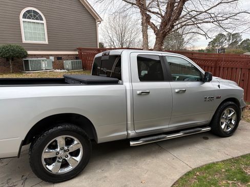 Used 2016 RAM 1500 Big Horn image 4
