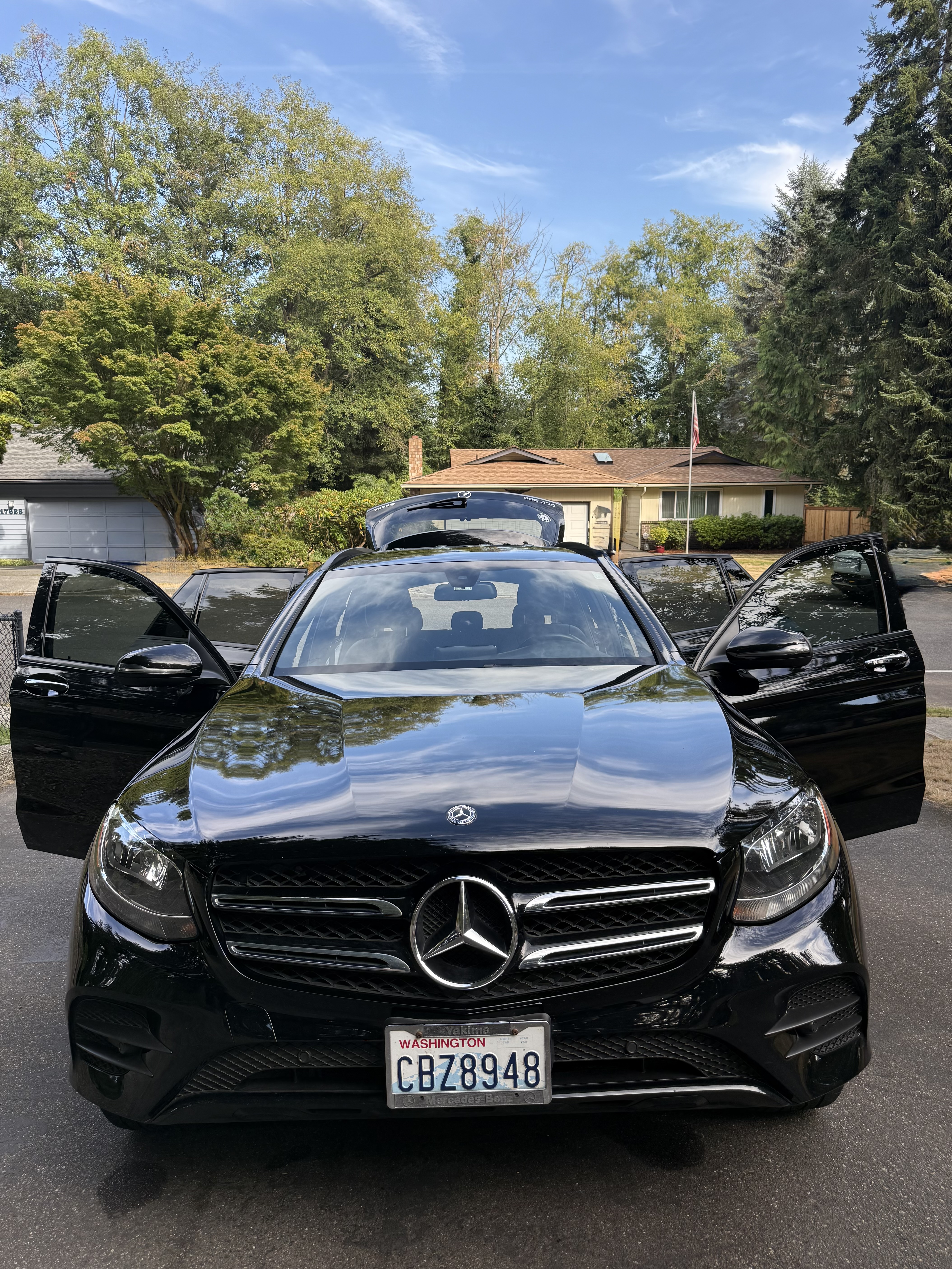 Used 2019 Mercedes-Benz GLC 300 4MATIC image 9