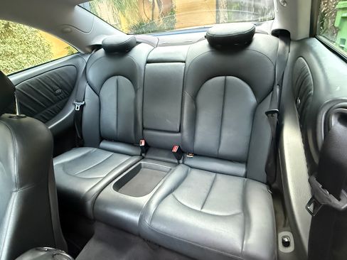 Used 2005 Mercedes-Benz CLK 500 Coupe image 7