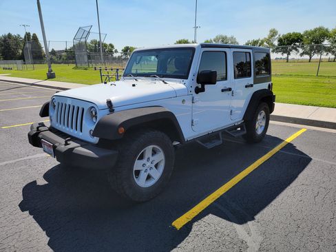 Used 2018 Jeep Wrangler Unlimited Sport S image 1
