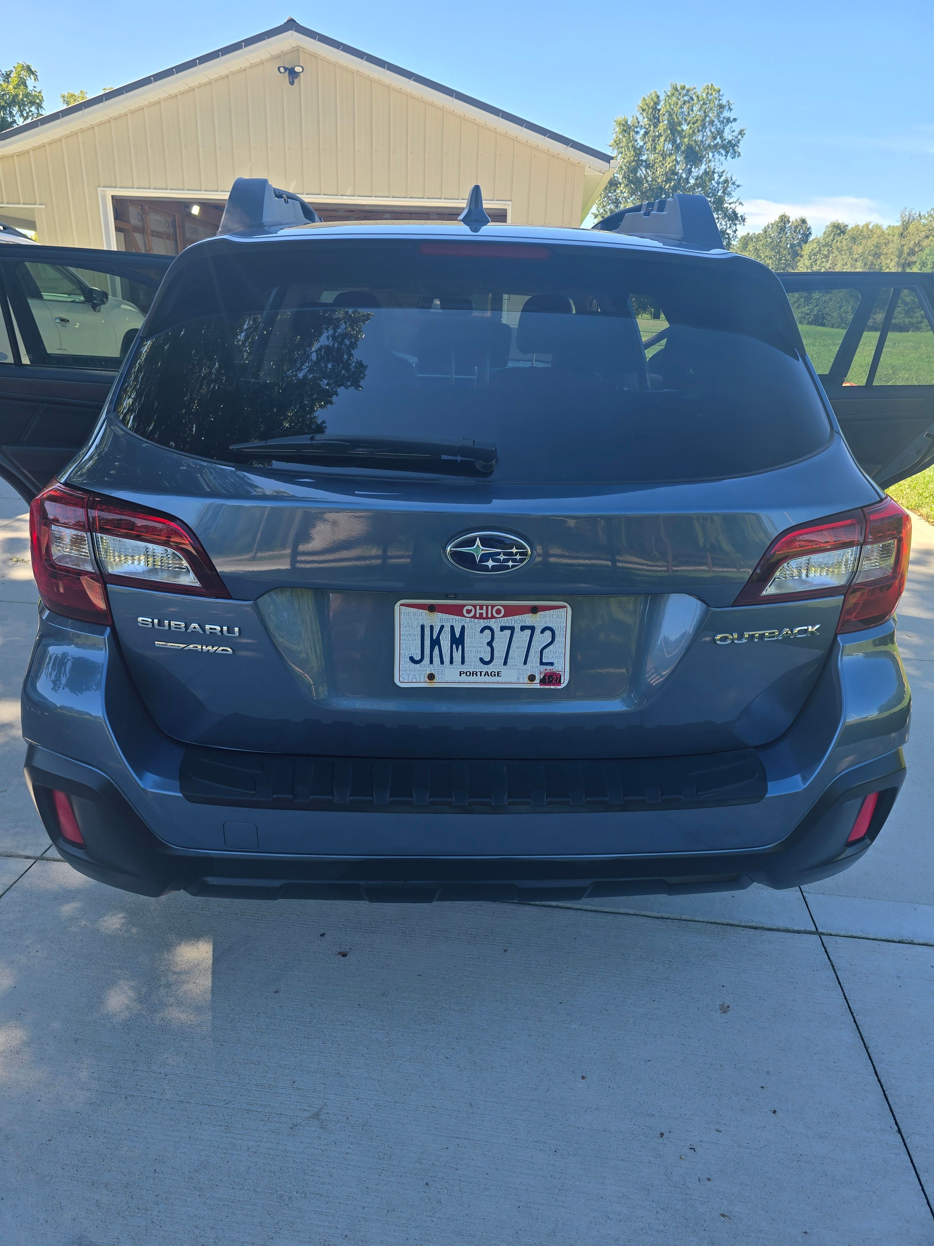 Used 2018 Subaru Outback 2.5i Limited w/ Popular Package #2 AWD/4WD image 11