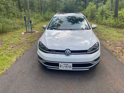 Used 2018 Volkswagen Golf Alltrack SE