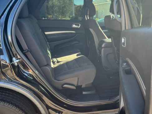 Used 2019 Dodge Durango SXT image 15