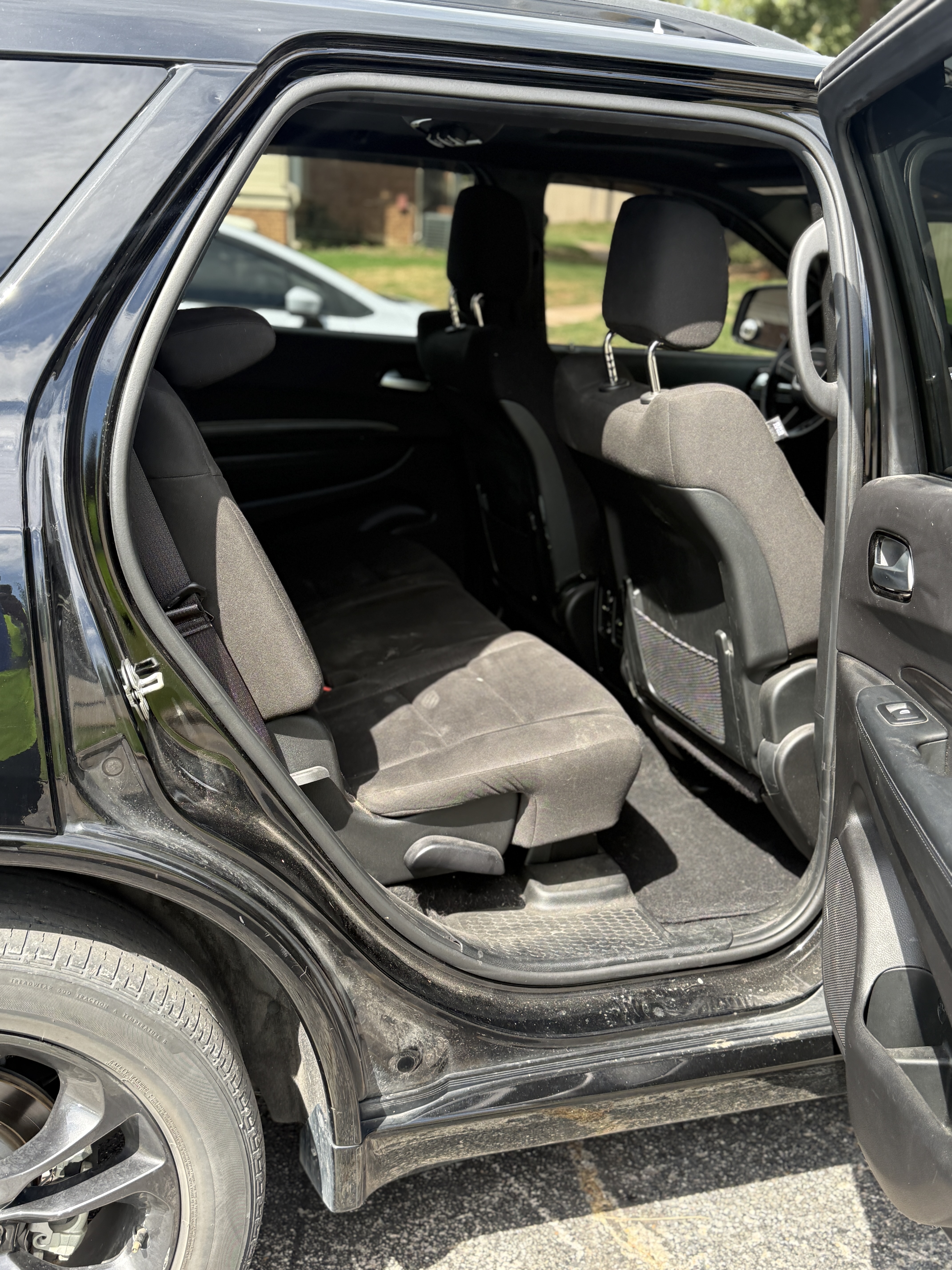 Used 2024 Dodge Durango SXT w/ SXT Blacktop Group RWD image 13