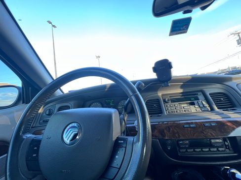 Used 2008 Mercury Grand Marquis LS image 17