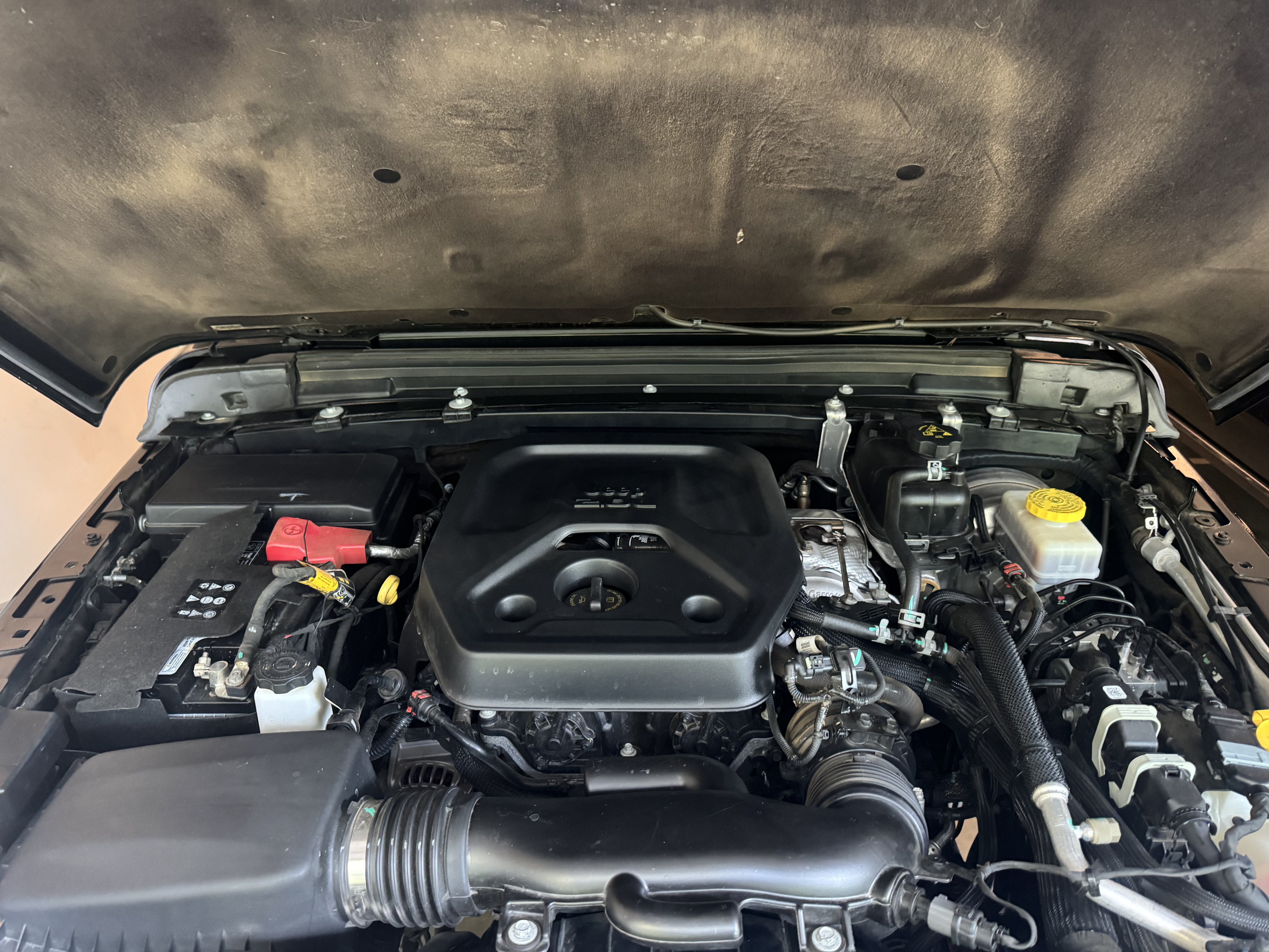 Used 2023 Jeep Wrangler Unlimited Sport AWD/4WD image 8