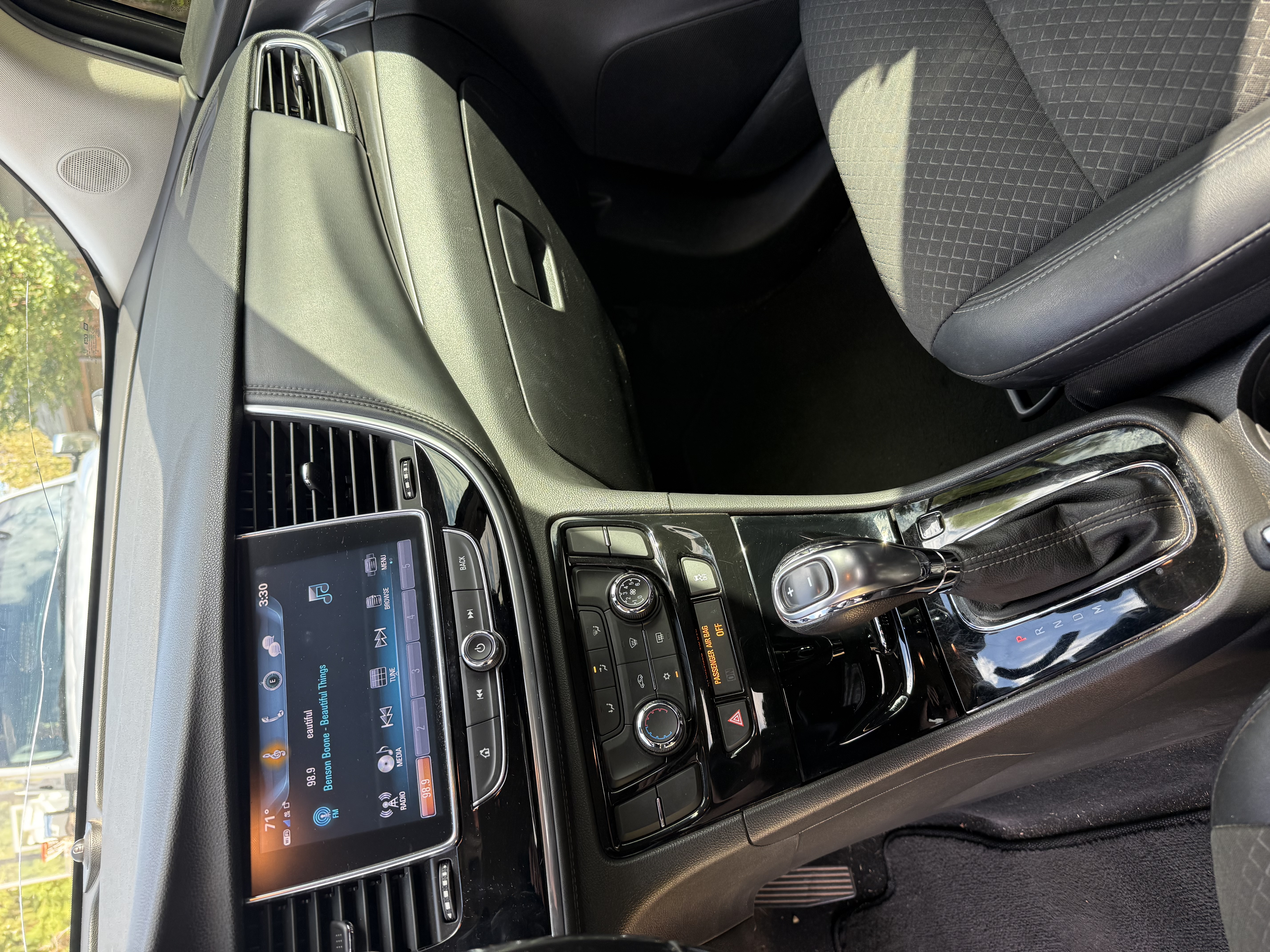 Used 2018 Buick Encore Preferred FWD image 9