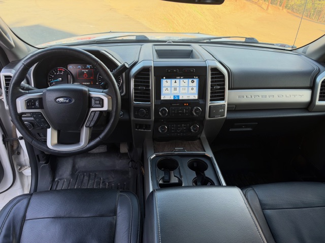 Used 2018 Ford F250 Lariat w/ Lariat Ultimate Package AWD/4WD image 15