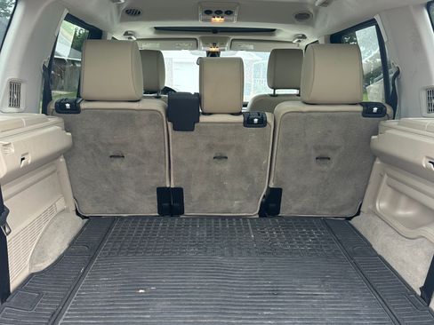Used 2011 Land Rover LR4 HSE AWD/4WD image 12