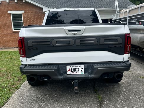Used 2019 Ford F150 Raptor w/ Equipment Group 802A Luxury AWD/4WD image 6