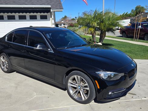 Used 2017 BMW 330i Sedan image 2