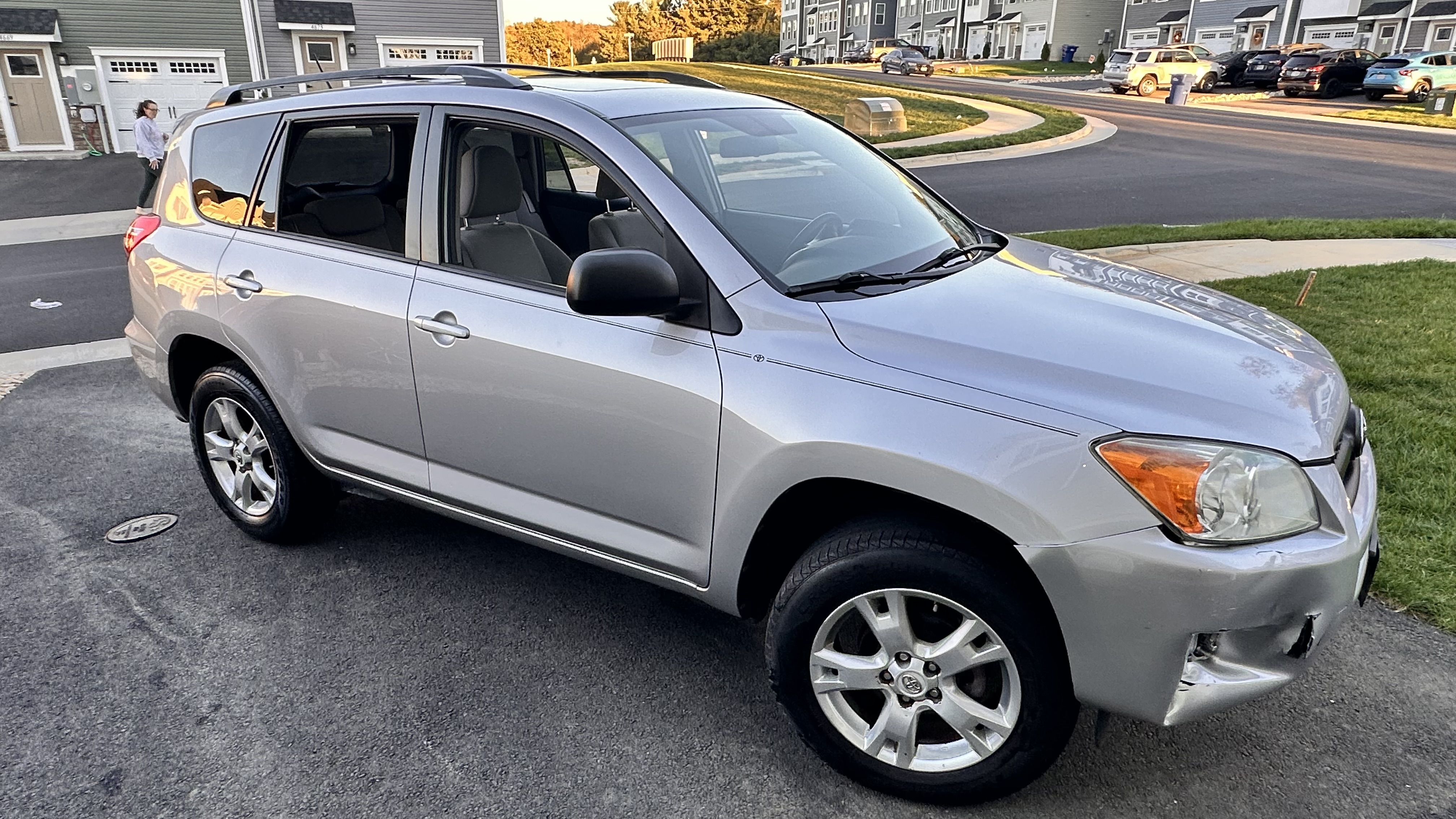 Used 2011 Toyota RAV4 2WD w/ Upgrade Value Pkg image 13