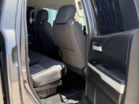 Used 2018 Toyota Tundra SR5 w/ TRD Off Road Package AWD/4WD image 16