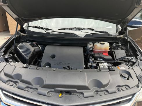 Used 2018 Chevrolet Traverse LT FWD image 14