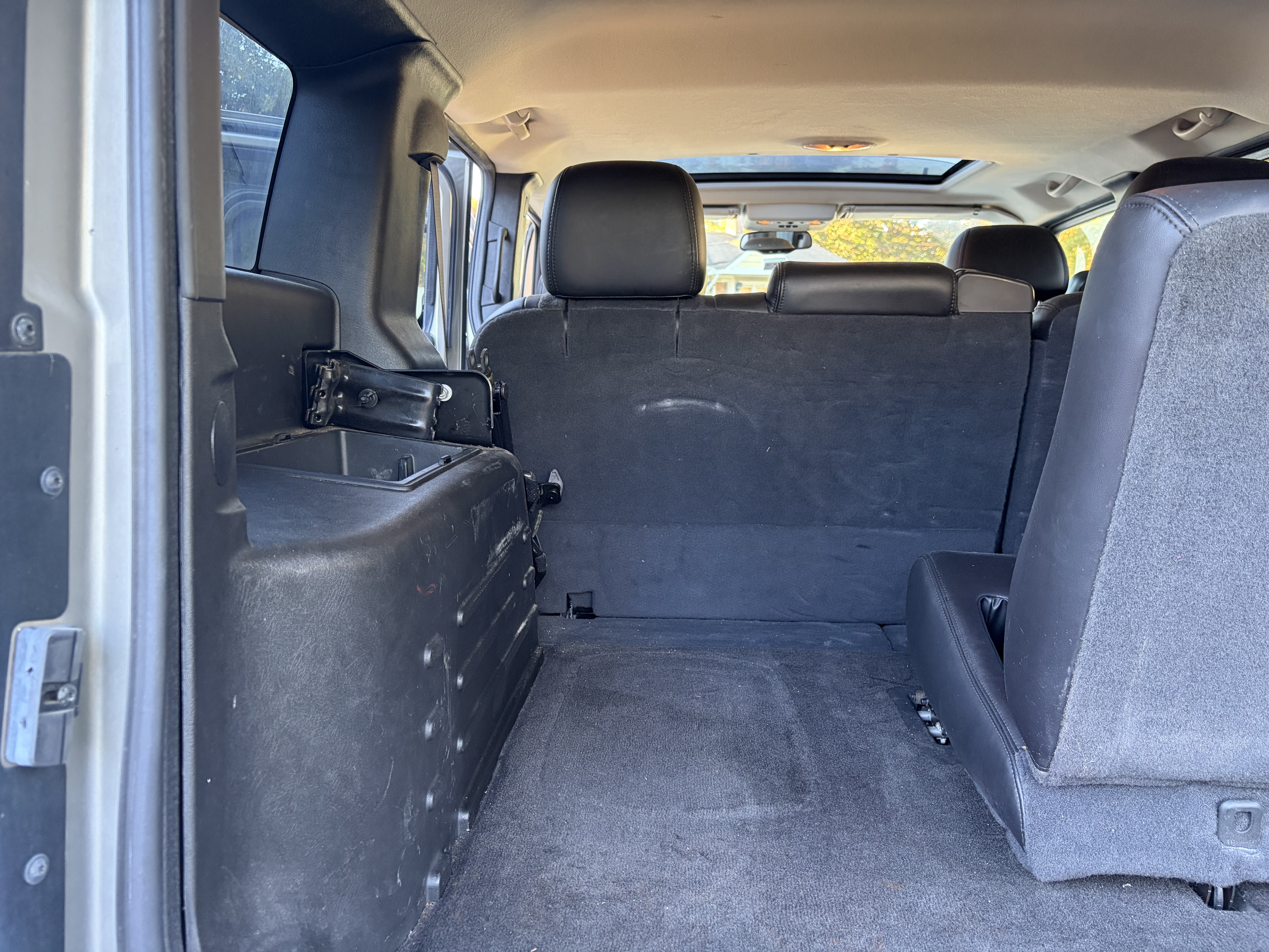 Used 2005 HUMMER H2 w/ Preferred Equipment Group AWD/4WD image 27