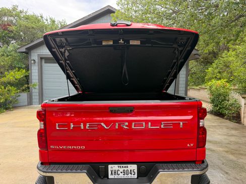 Used 2025 Chevrolet Silverado 1500 LT w/ Texas Edition Plus AWD/4WD image 6