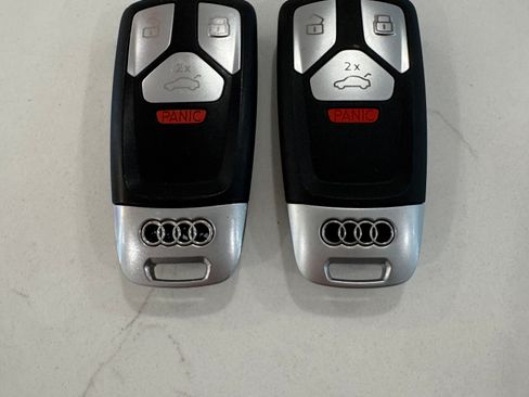 Used 2021 Audi A4 2.0T Premium w/ Convenience Package image 17