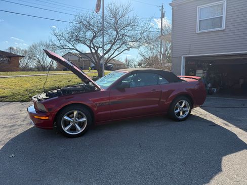 Used 2007 Ford Mustang GT Premium image 6