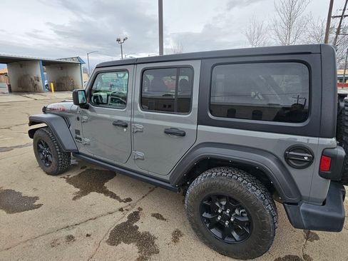 Used 2022 Jeep Wrangler Unlimited Sport image 6