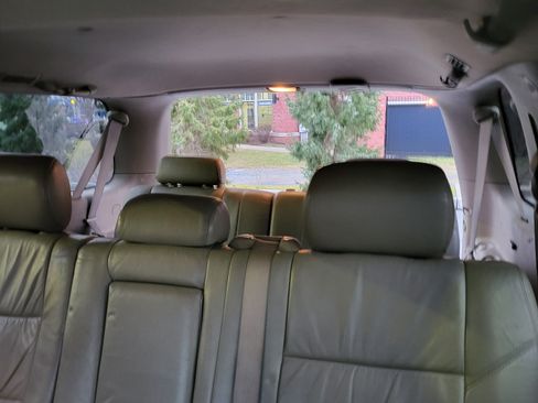 Used 2005 Toyota Sequoia Limited image 9