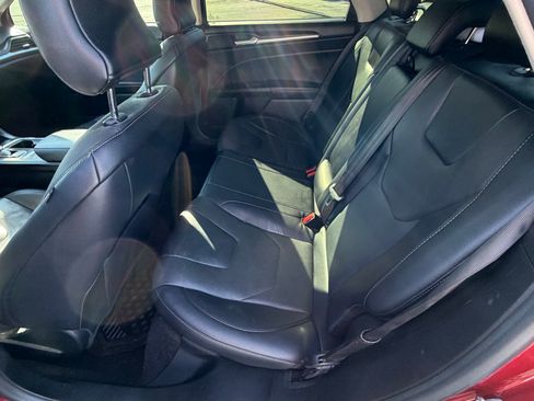 Used 2019 Ford Fusion Energi Titanium image 14