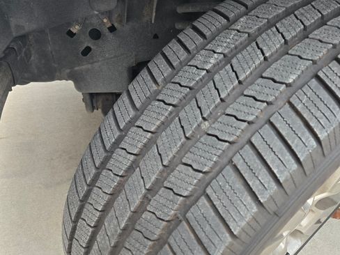 Used 2016 Ford F150 Limited image 9