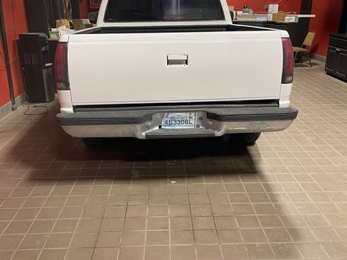 Used 1994 Chevrolet Silverado 1500 2WD Regular Cab image 4