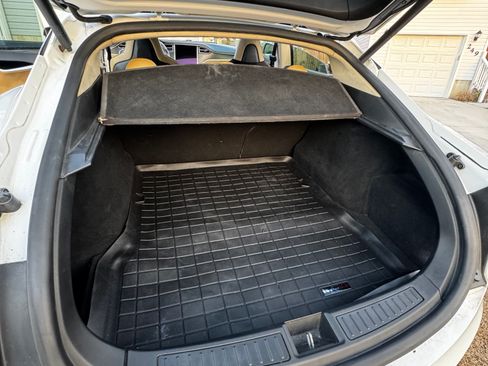 Used 2013 Tesla Model S Performance image 6