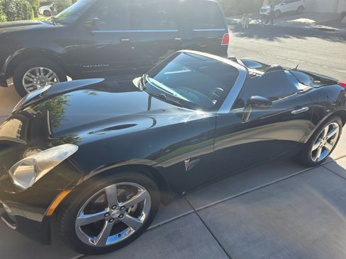 Used 2008 Pontiac Solstice GXP w/ Premium Package image 4