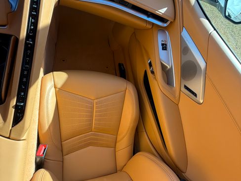 Used 2024 Chevrolet Corvette Stingray Convertible 2D w/ Z51 Performance Package image 18