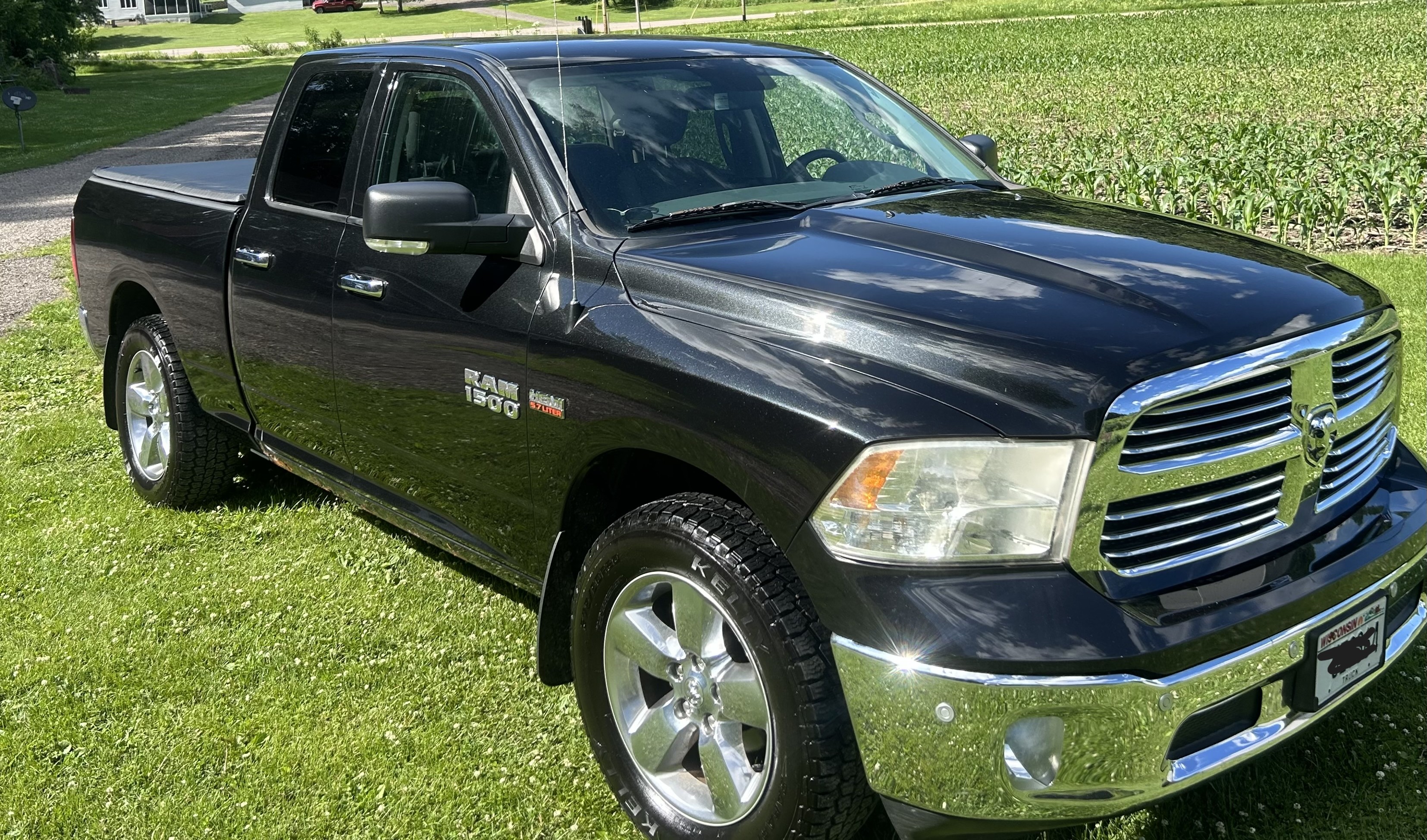 Used 2017 RAM 1500 Big Horn AWD/4WD image 2