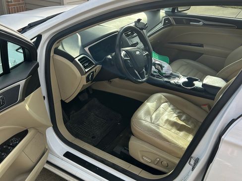 Used 2015 Ford Fusion SE w/ Equipment Group 202A image 15