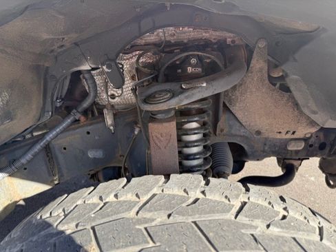 Used 2014 Toyota Tundra SR5 image 9