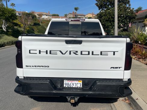 Used 2021 Chevrolet Silverado 1500 RST w/ Convenience Package II image 5