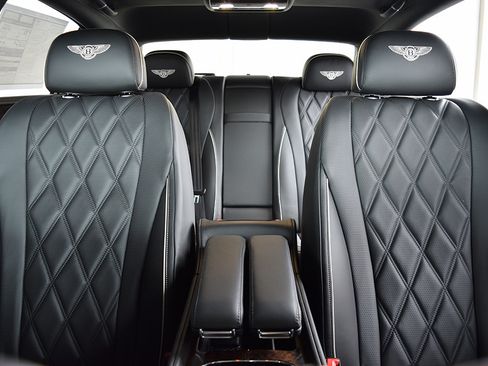 Used 2016 Bentley Flying Spur V8 image 9