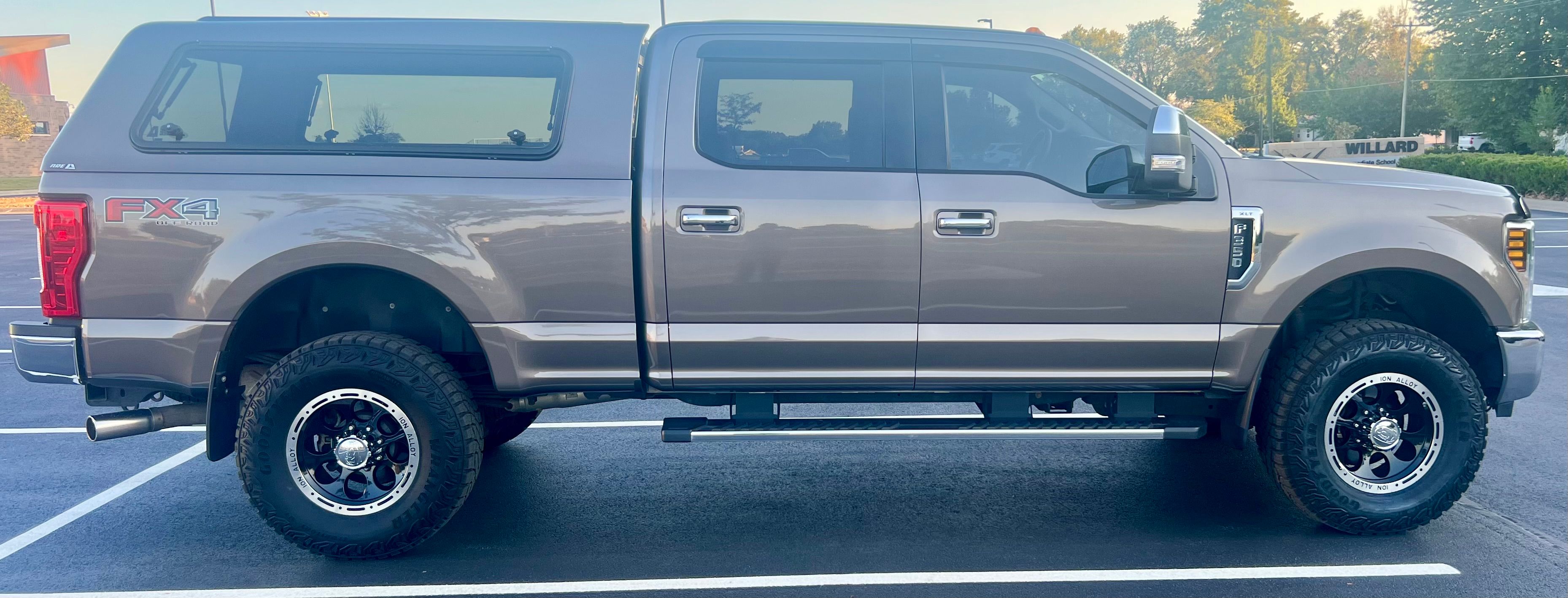 Used 2018 Ford F350 XLT AWD/4WD image 5