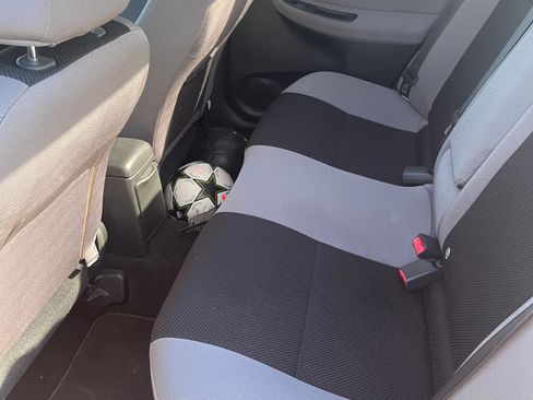 Used 2007 Subaru Impreza 2.5i image 14