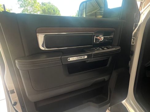 Used 2014 RAM 2500 Laramie AWD/4WD image 12