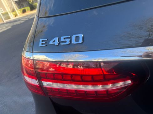 Used 2021 Mercedes-Benz E 450 4MATIC All-Terrain Wagon image 10