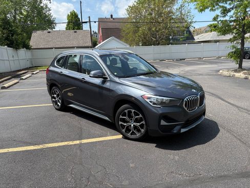 Used 2021 BMW X1 xDrive28i w/ Convenience Package AWD/4WD image 1