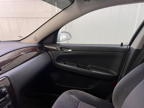Used 2012 Chevrolet Impala LT image 14