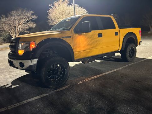 Used 2014 Ford F150 XL w/ Equipment Group 101A Mid image 2