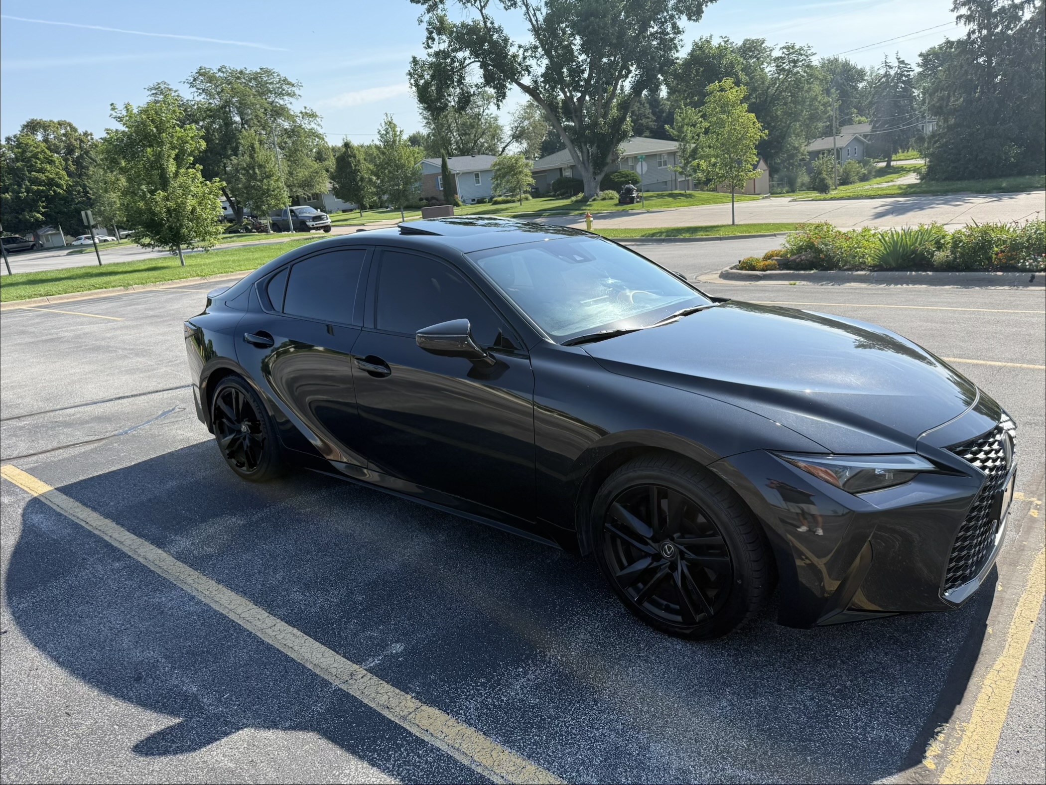 Used 2022 Lexus IS 300 AWD w/ Comfort Package image 4