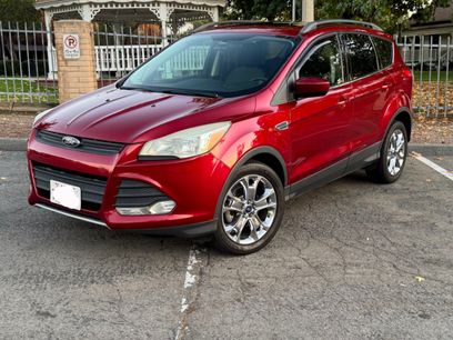 Used 2016 Ford Escape SE w/ Equipment Group 201A