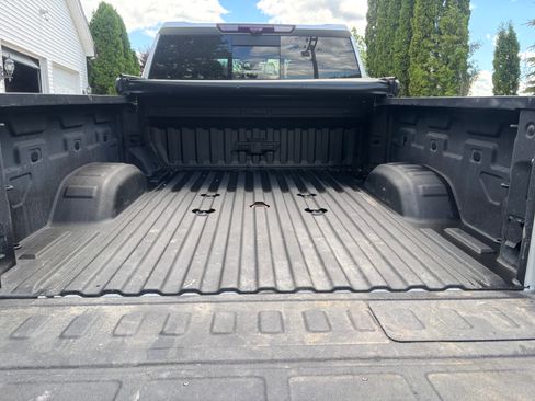 Used 2023 Chevrolet Silverado 2500 LTZ AWD/4WD image 8
