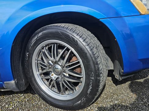 Used 2008 Dodge Avenger SE image 19