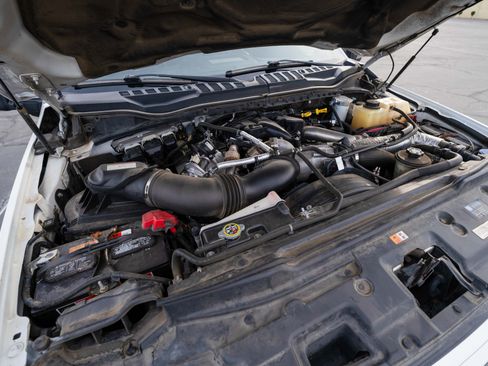 Used 2018 Ford F250 Platinum w/ Platinum Ultimate Package image 16