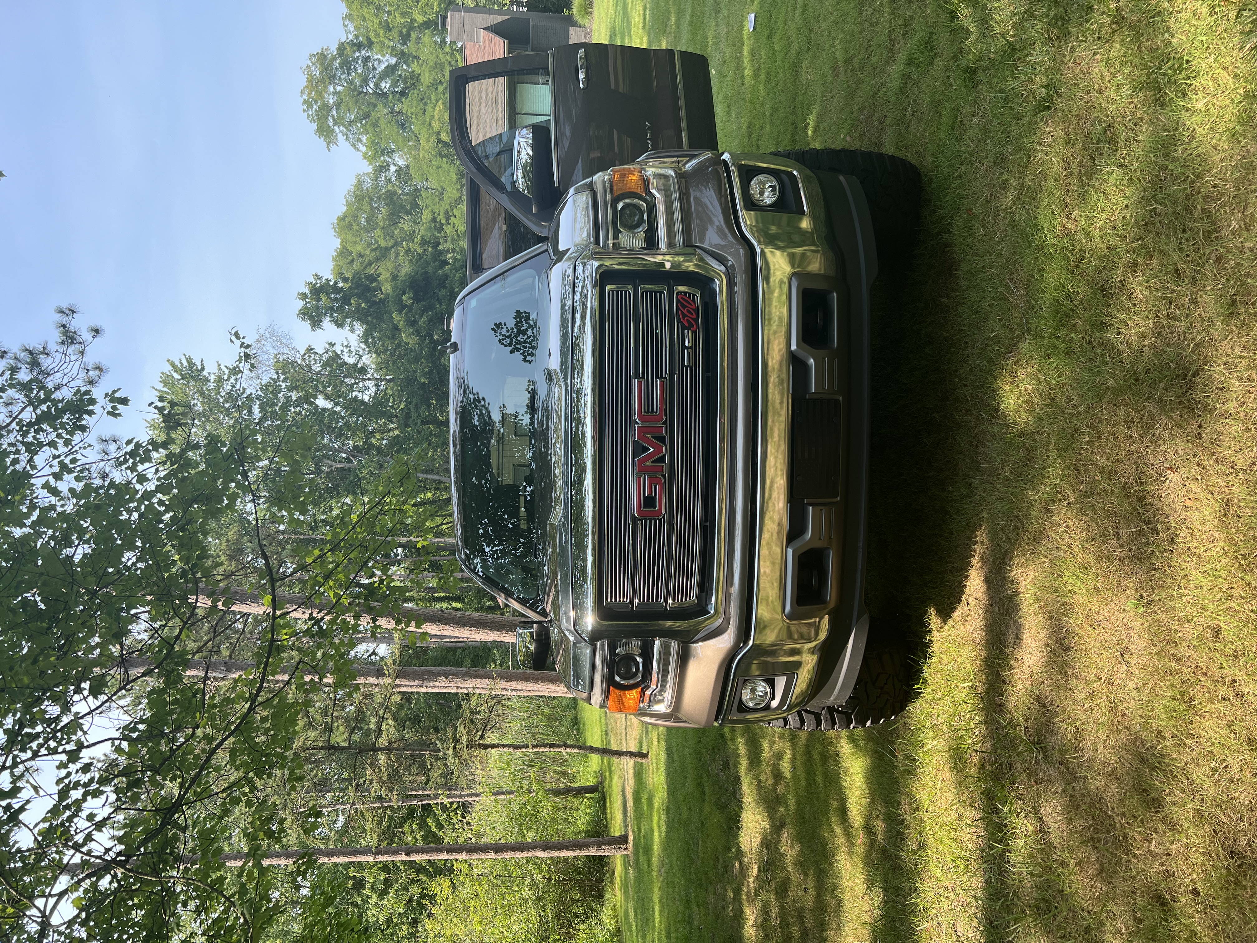 Used 2015 GMC Sierra 1500 SLT w/ Suspension Package, Off-Road AWD/4WD image 6
