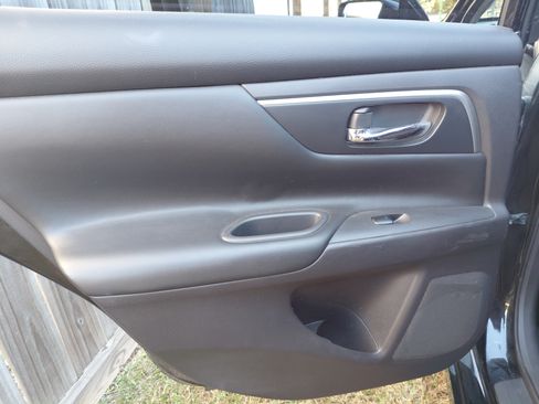 Used 2015 Nissan Altima 2.5 S w/ Power Driver Seat Package image 15