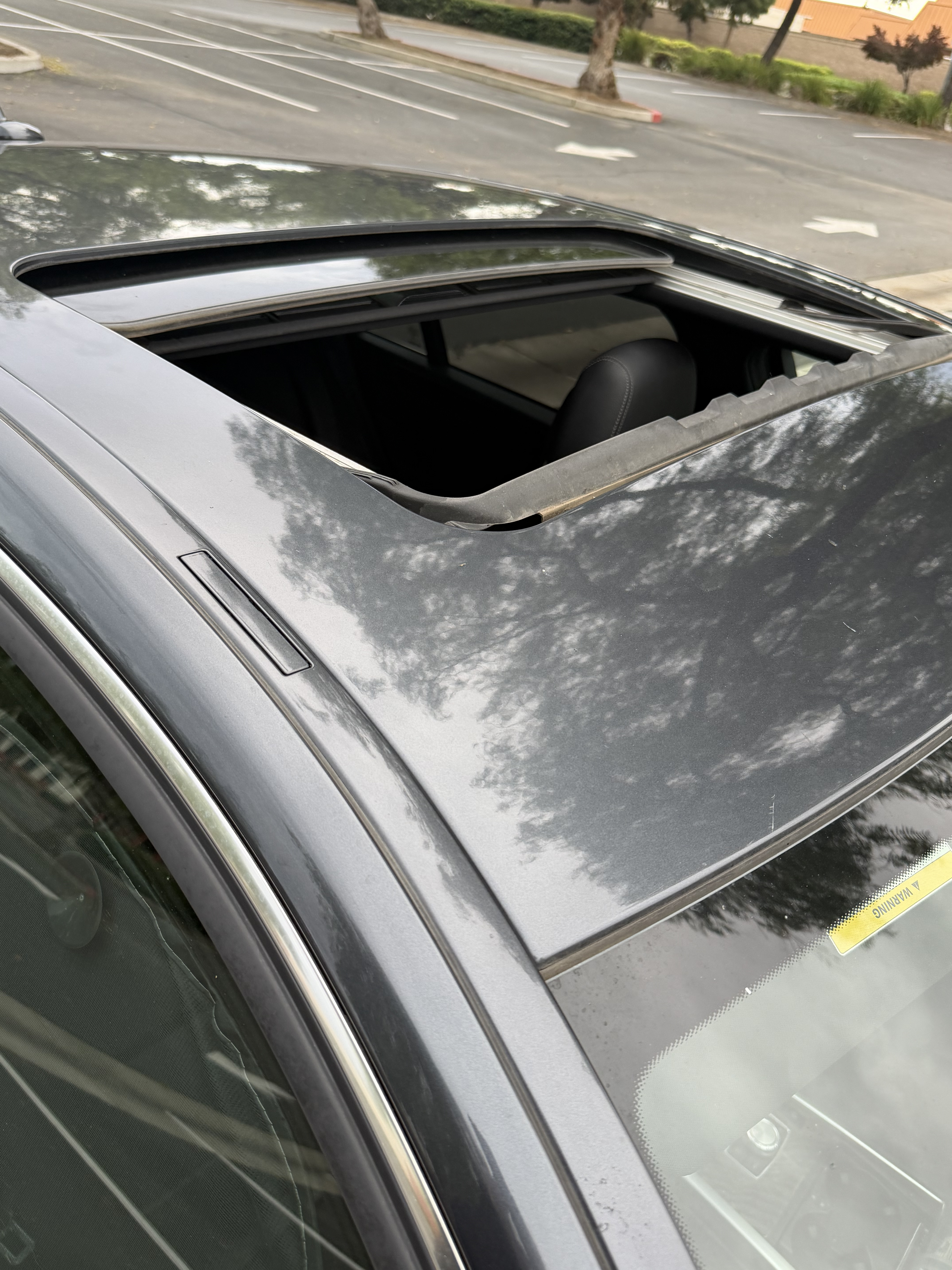 Used 2015 Mercedes-Benz E 350 Sedan image 12